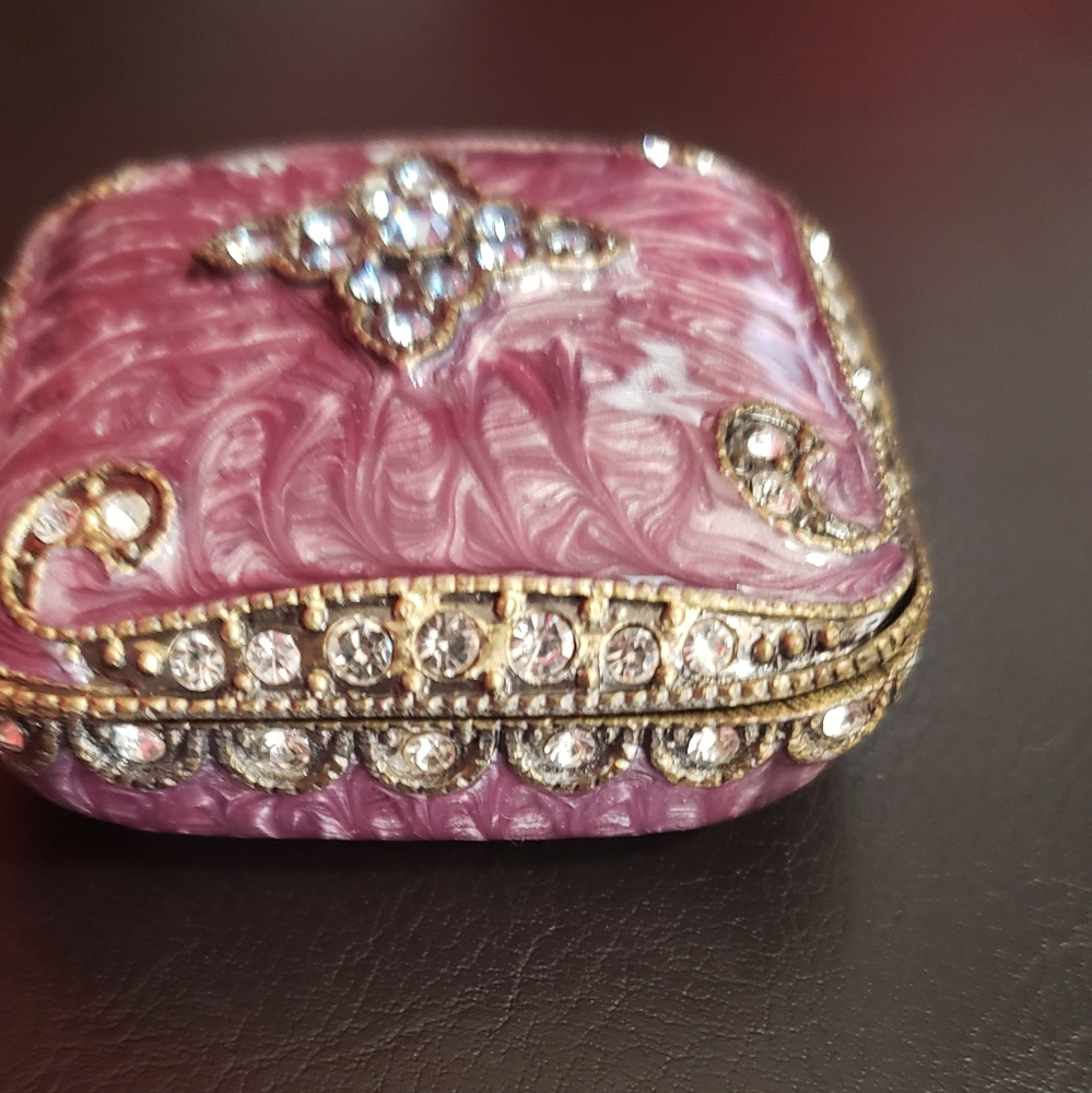SMALL TRINKET BOX (TWO'S COMPANY)